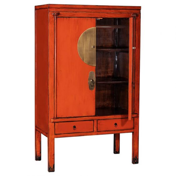 Binnenkant van Chinese Bruidskast Oranje met afmetingen 1.75 hoog 1.05 breed 0.55 diep en zijdeglans lak
